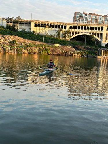 A444DCFF-EE5E-480A-A4A3-9302C113E209